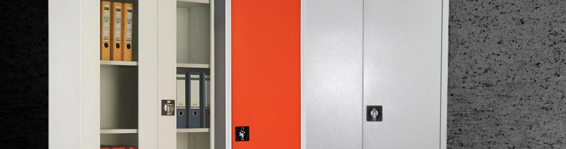 Bir Fabrikanın 3 Yılda 127 Soyunma Dolabını Değiştirmek Zorunda Kalma Hikayesi (Ve Bizim Çözümümüzle 7 Yıldır Sorunsuz Kullanmaları)