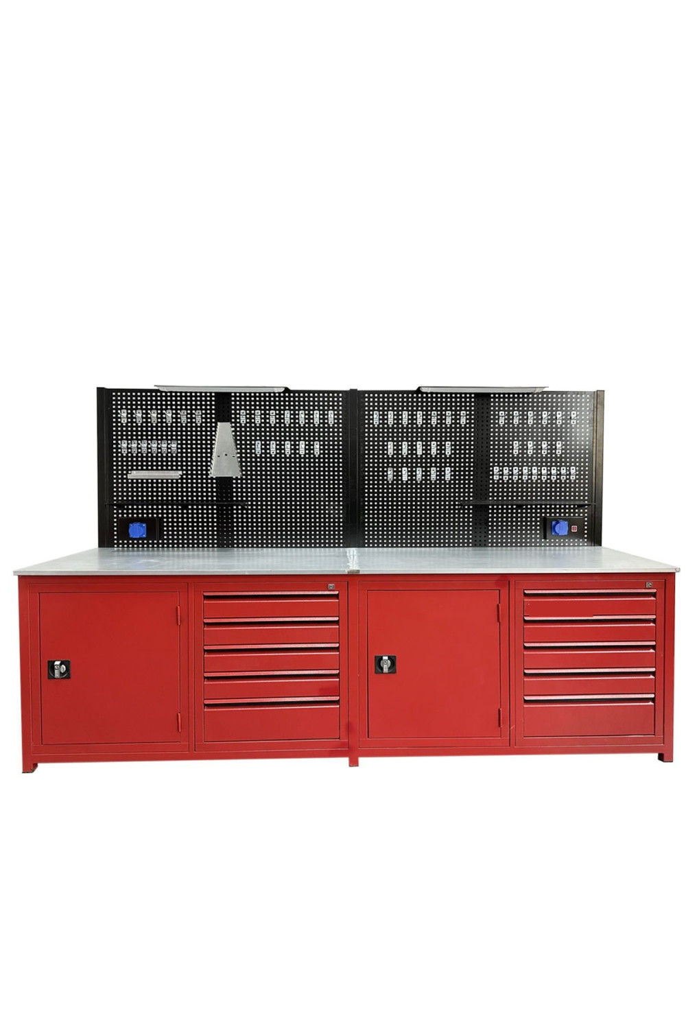 Dolaplı 2.5 Metre Takım Tezgahı